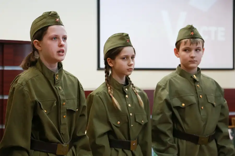 Торжественное открытие краевого поэтического марафона «СтихиVместе» состоялось в Ставропольской краевой универсальной научной библиотеке им.М.Ю.Лермонтова в Международный день родного языка и в преддверии Дня защитника Отечества